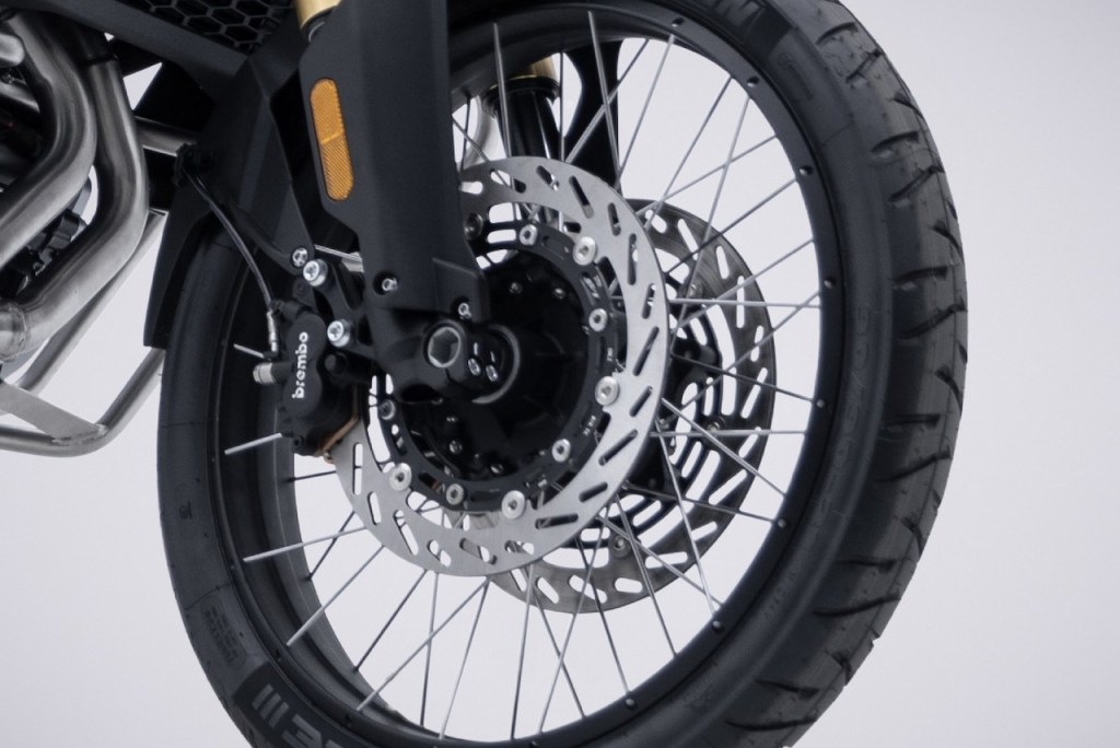 Voge: Valico 900 DS